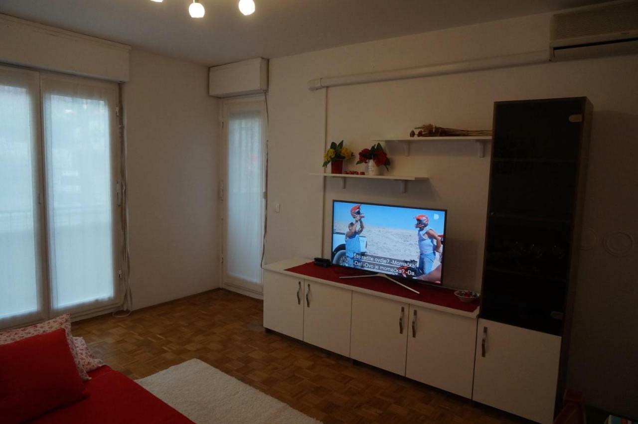 Apartment Jadranka Pula Bagian luar foto