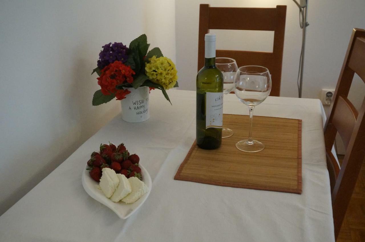 Apartment Jadranka Pula Bagian luar foto