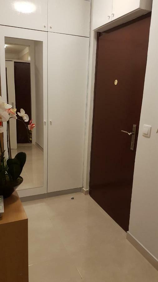 Apartment Jadranka Pula Bagian luar foto